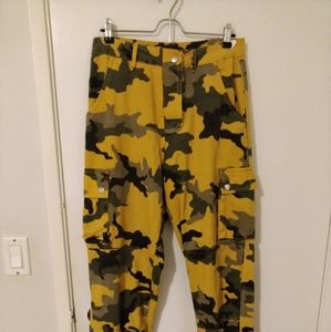 Urban Heritage Yellow Green Cargo Pants US M